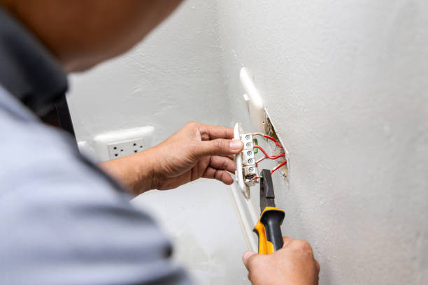 Professional Electrician in Folsom, PA